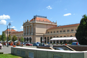Zagreb railway station (photo found on the Web)